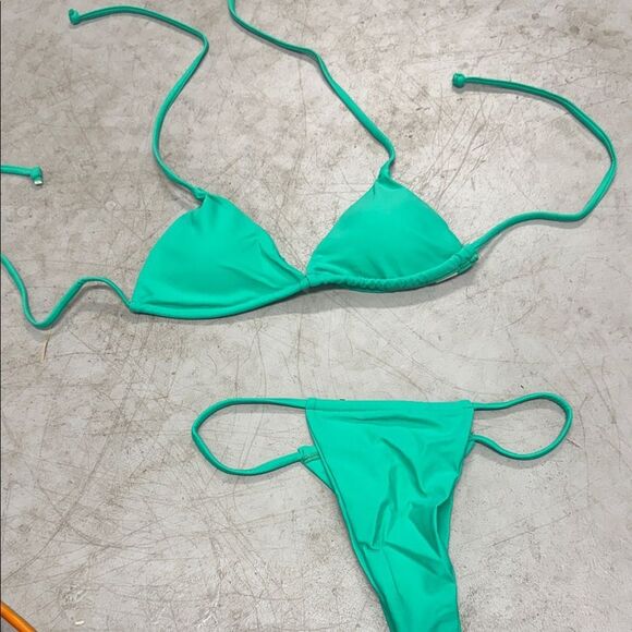 Aqua Triangle Bikini Set BRAND NEW - Medium - String Cheeky Bikini - Picture 1 of 5
